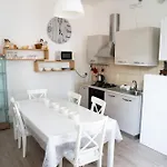 بيت للعطل Mirella's House